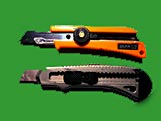2 craft knives