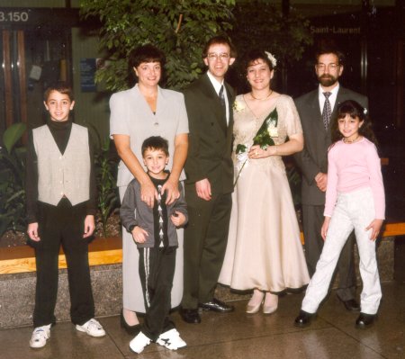 Steve and Myrna Benderoff and Family