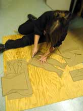Making life-size figures 3D figures out of cardboard