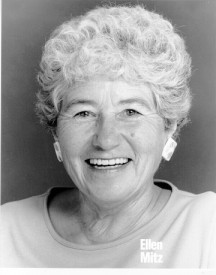 Mom.jpg (13951 bytes)