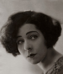Eugenie Leontovich, 1930