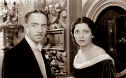 William Powell and Kay Francis in Jewel Robbery